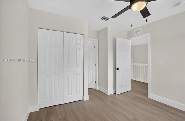 9575 NW 38th Pl, Sunrise, FL 33351