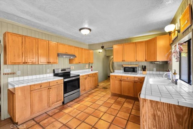 3707 Indio Ave, Yucca Valley, CA 92252