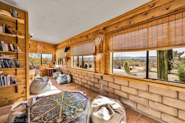 3707 Indio Ave, Yucca Valley, CA 92252