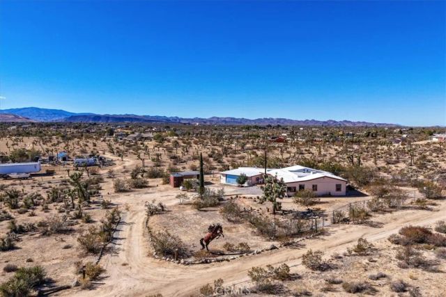 3707 Indio Ave, Yucca Valley, CA 92252