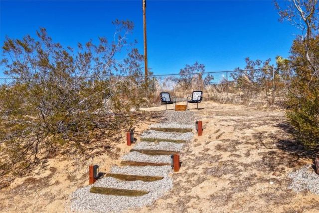 3707 Indio Ave, Yucca Valley, CA 92252