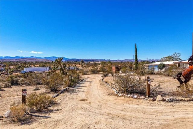 3707 Indio Ave, Yucca Valley, CA 92252