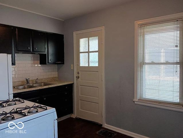 1621 Oliver Avenue, Indianapolis, IN 46221