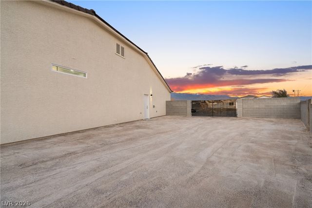 6980 Harwood Court, Pahrump, NV 89061