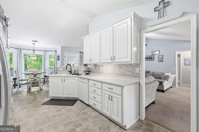 6332 Horizon Drive, Flowery Branch, GA 30542