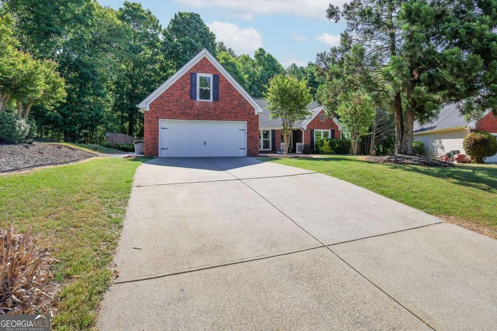 6332 Horizon Drive, Flowery Branch, GA 30542