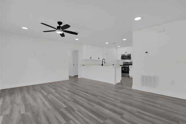 1704 W 15TH STREET, Sanford, FL 32771