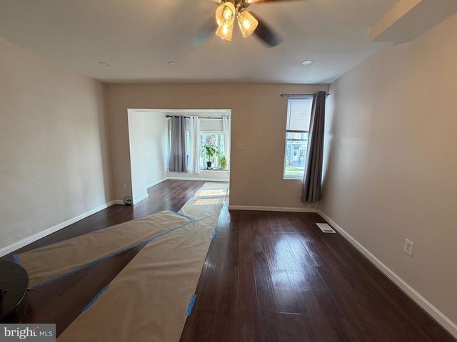 1511 W CHEW ST, Philadelphia, PA 19141
