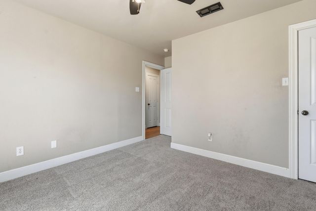 8202 Clinton Avenue, Lubbock, TX 79424