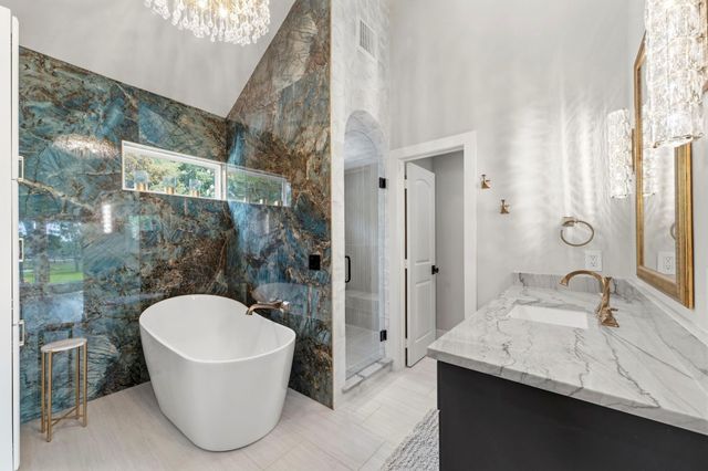 26 Leisure Lane, The Woodlands, TX 77380
