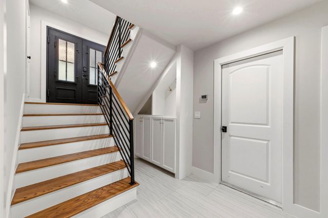 26 Leisure Lane, The Woodlands, TX 77380