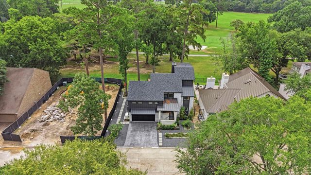 26 Leisure Lane, The Woodlands, TX 77380
