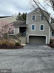 1928 MEADOW LN, Wyomissing, PA 19610