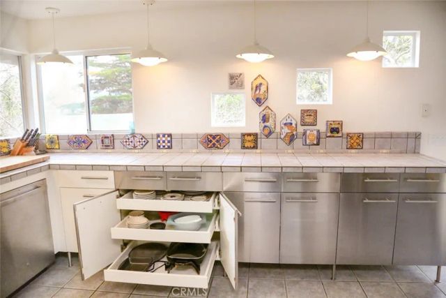 2410 Langton Street, Cambria, CA 93428