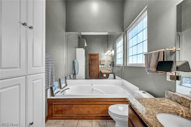 3519 Lake Ridge Drive, Medina, OH 44256