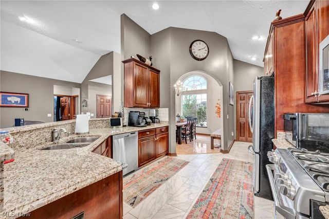 3519 Lake Ridge Drive, Medina, OH 44256
