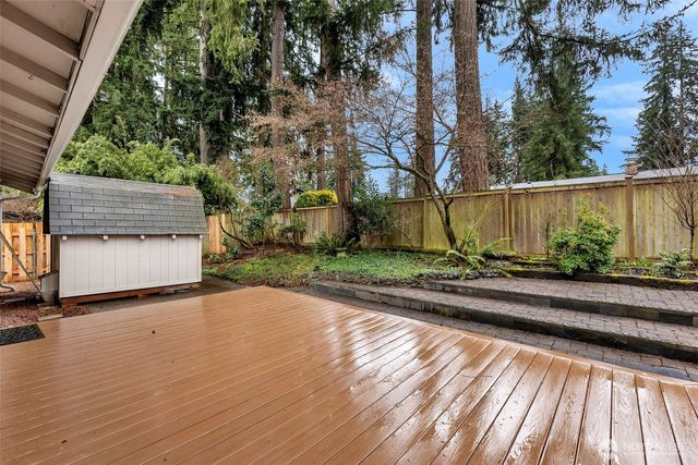 15005 NE 48th Street NE, Vancouver, WA 98682