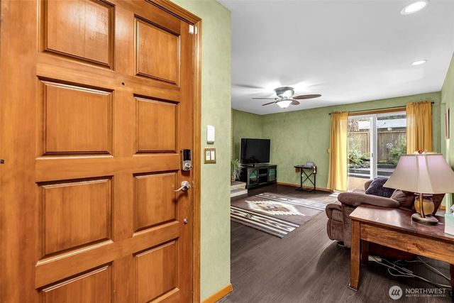 15005 NE 48th Street NE, Vancouver, WA 98682