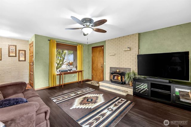 15005 NE 48th Street NE, Vancouver, WA 98682