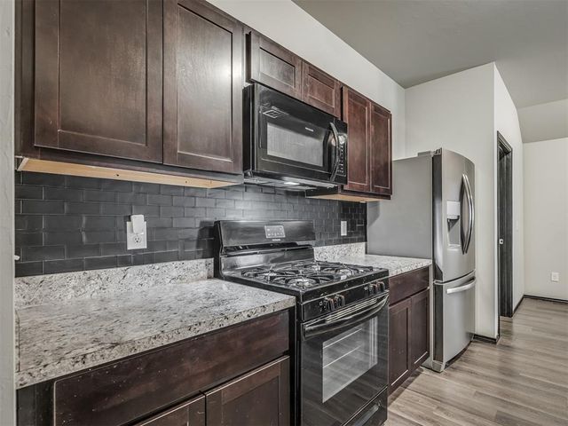 11605 NW 95th Street, Yukon, OK 73099