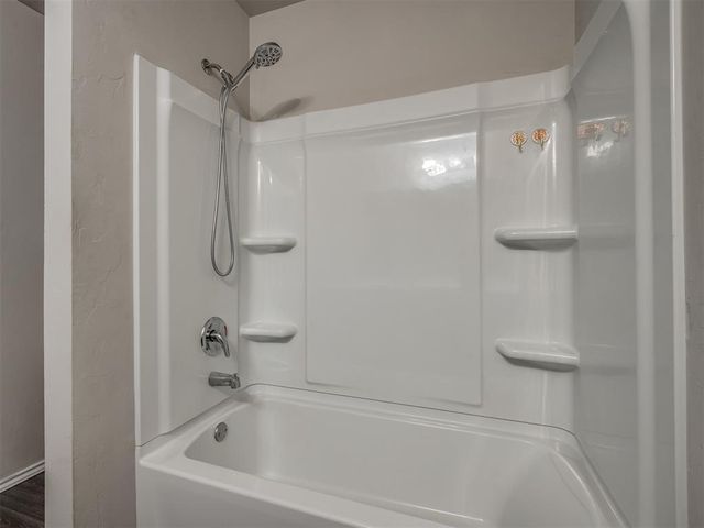 11605 NW 95th Street, Yukon, OK 73099