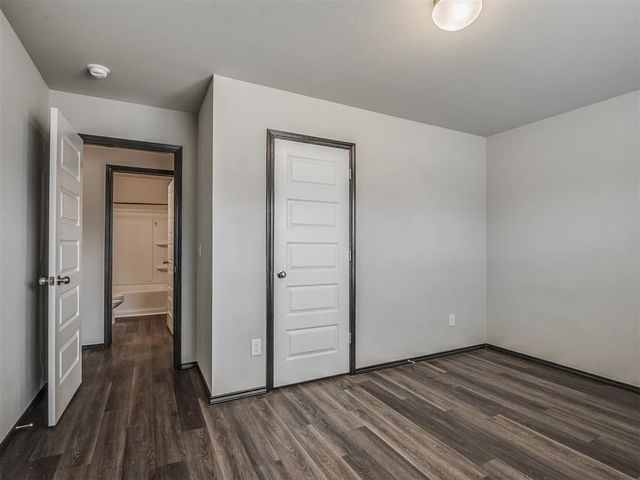 11605 NW 95th Street, Yukon, OK 73099