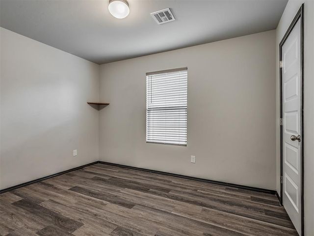 11605 NW 95th Street, Yukon, OK 73099