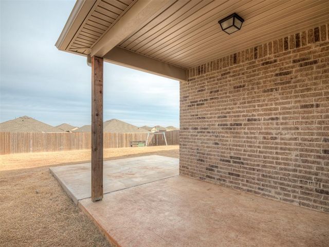 11605 NW 95th Street, Yukon, OK 73099