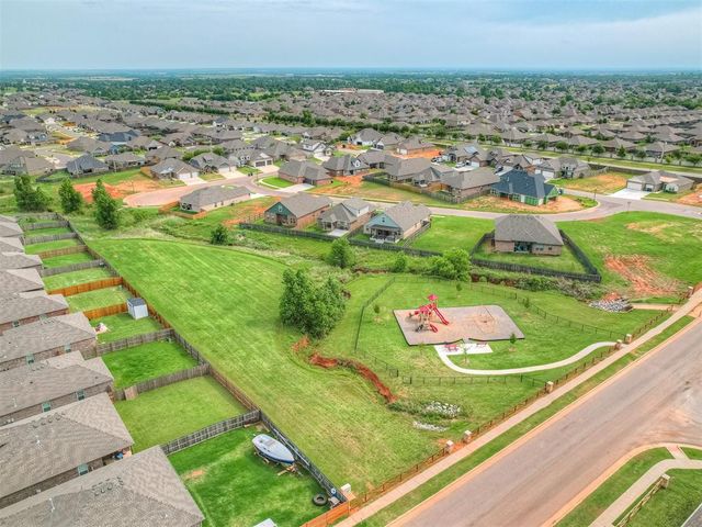 11605 NW 95th Street, Yukon, OK 73099