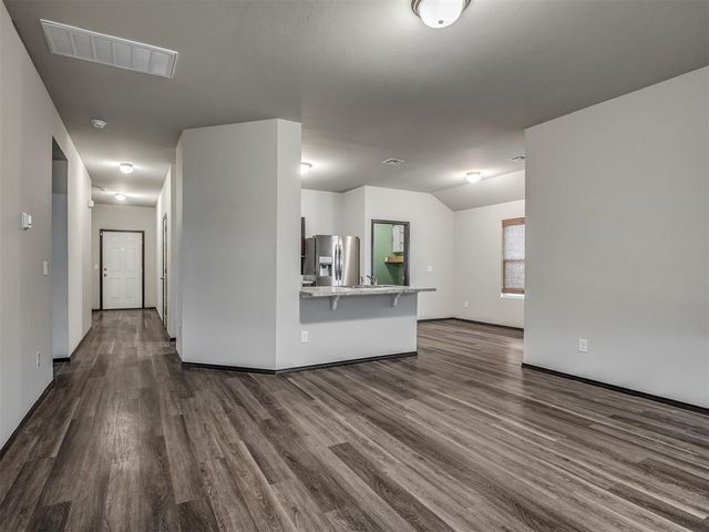 11605 NW 95th Street, Yukon, OK 73099