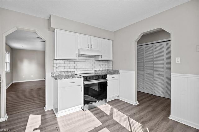 1016 Tealwood DR, Virginia Beach, VA 23453