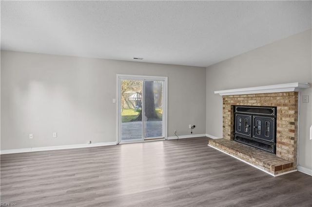 1016 Tealwood DR, Virginia Beach, VA 23453