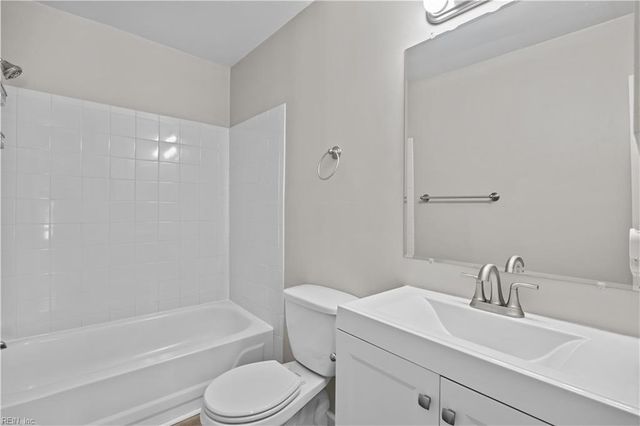 1016 Tealwood DR, Virginia Beach, VA 23453