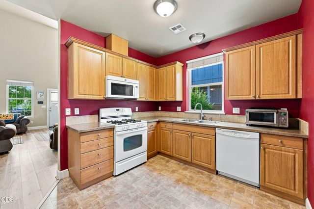 63119 NE De Haviland Street, Bend, OR 97701