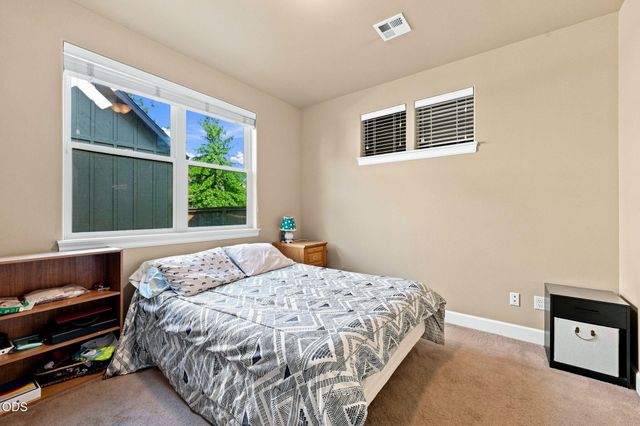 63119 NE De Haviland Street, Bend, OR 97701