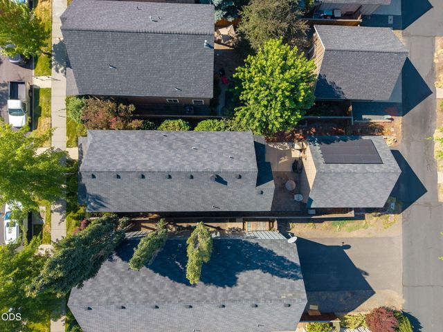 63119 NE De Haviland Street, Bend, OR 97701
