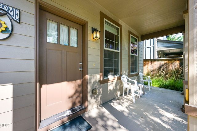 63119 NE De Haviland Street, Bend, OR 97701