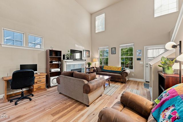 63119 NE De Haviland Street, Bend, OR 97701