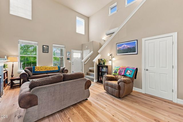 63119 NE De Haviland Street, Bend, OR 97701