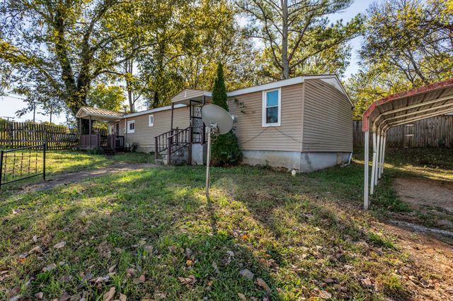 501 W 4th St, Columbia, TN 38401