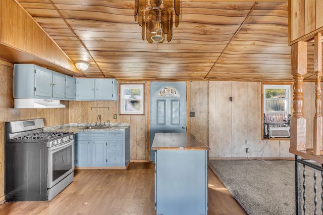 501 W 4th St, Columbia, TN 38401