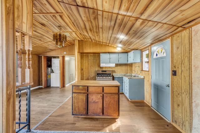 501 W 4th St, Columbia, TN 38401