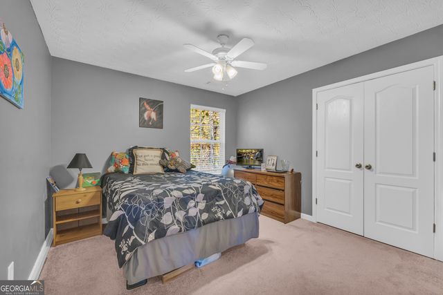 4336 Beaver Pond Court, Loganville, GA 30052