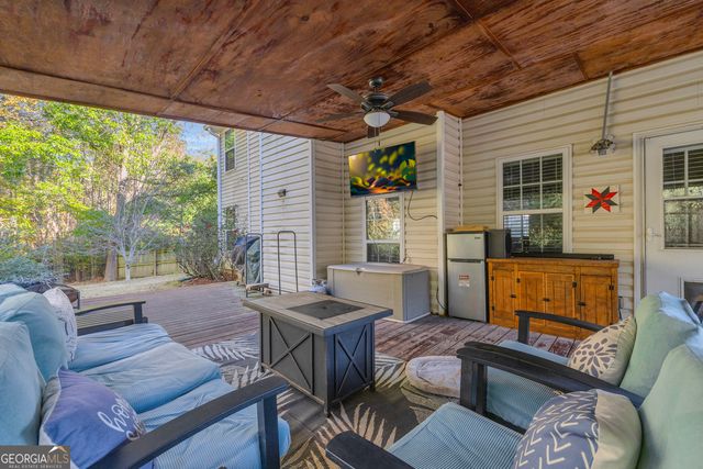 4336 Beaver Pond Court, Loganville, GA 30052