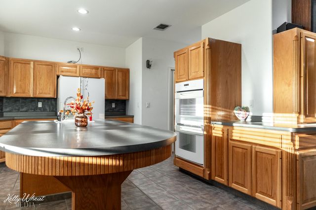 1118 Ashford Drive, San Angelo, TX 76901