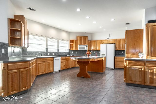 1118 Ashford Drive, San Angelo, TX 76901