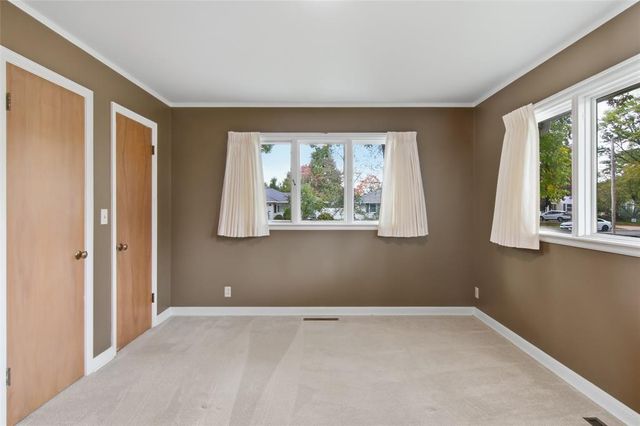 404 W MacArthur Avenue, Eau Claire, WI 54701