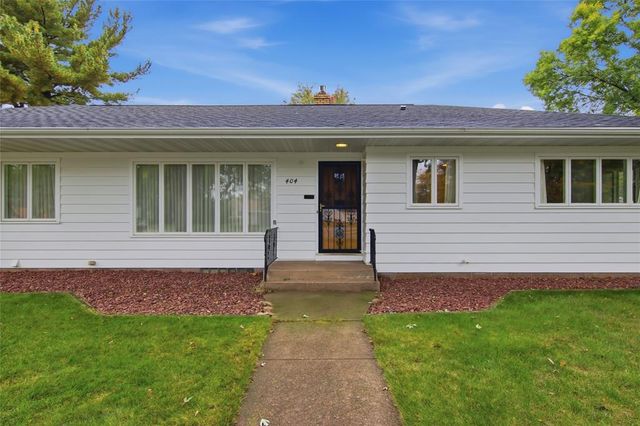 404 W MacArthur Avenue, Eau Claire, WI 54701