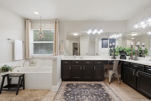 4875 Spreading Oak, Bulverde, TX 78163