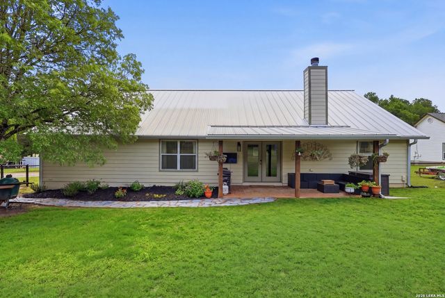 4875 Spreading Oak, Bulverde, TX 78163